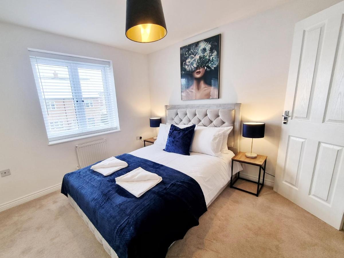 Modern & Spacious 3 Bedrooms And 2 Bathrooms Home, Free Parking! ケンブリッジ エクステリア 写真